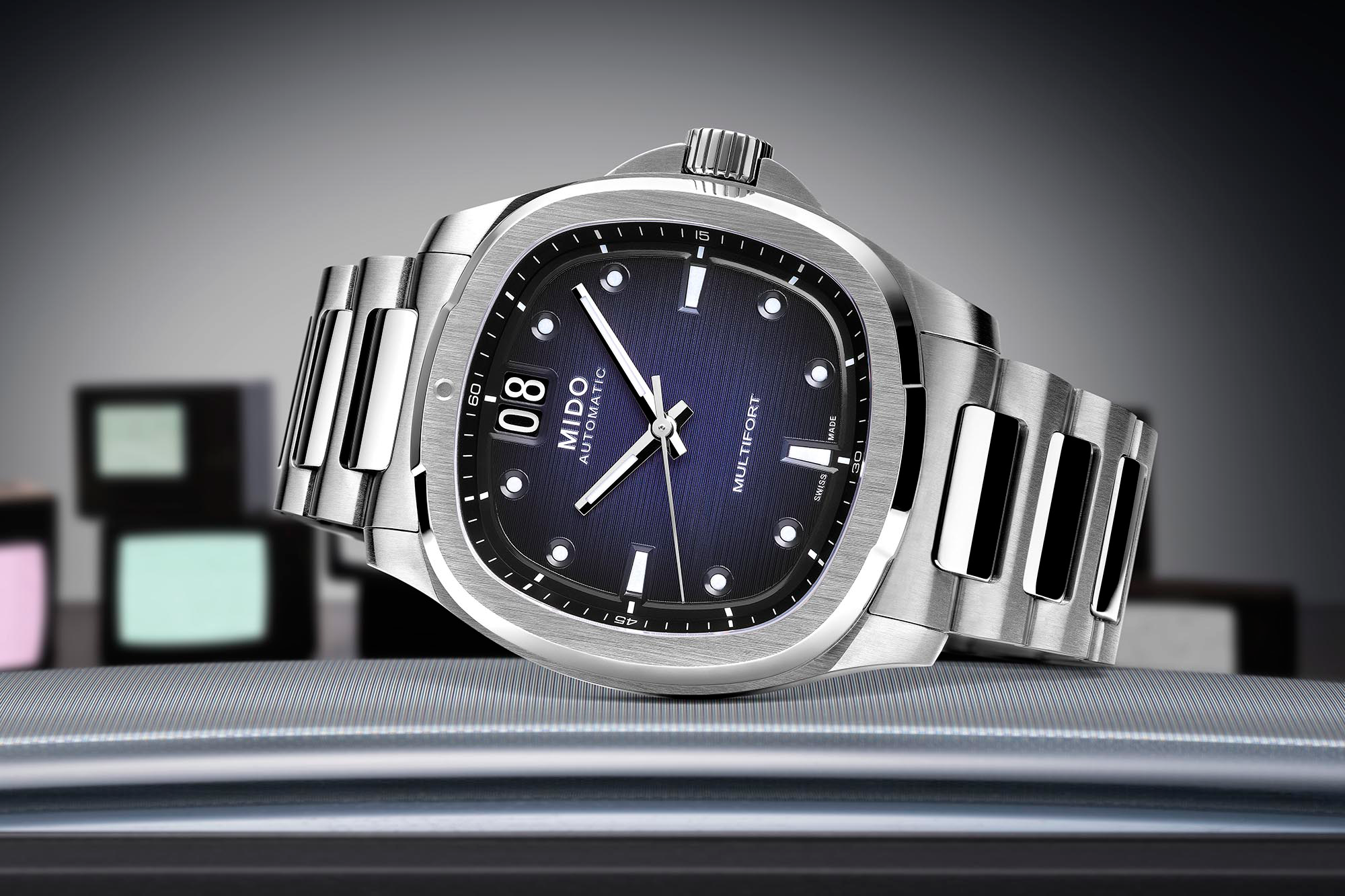 MIDO Multifort TV Big Date Review by Isochrono